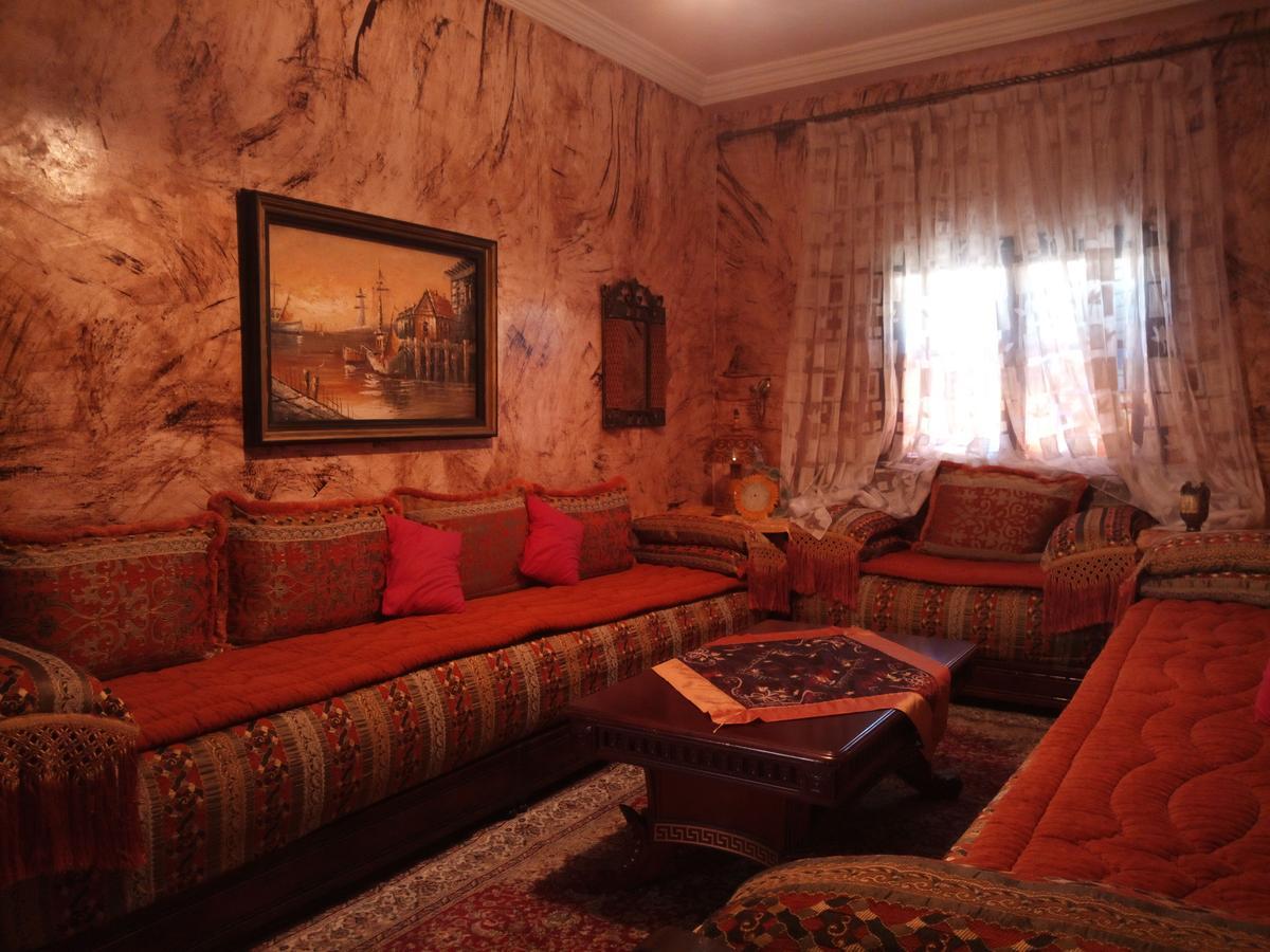 Marguerite Apartemnt Dans Une Residence Familiale Casablanca Exterior foto