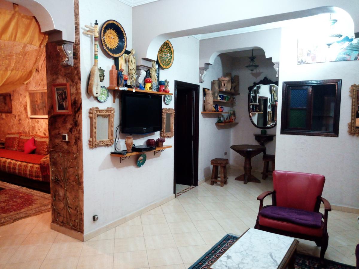 Marguerite Apartemnt Dans Une Residence Familiale Casablanca Exterior foto